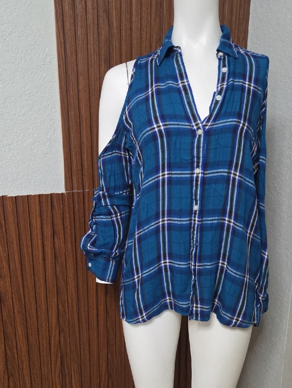 Express Blue Plaid Cold-Shoulder Button-Down Shirt Small Sz.